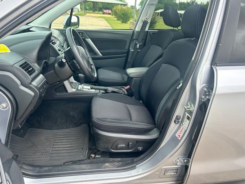 Used 2015 Subaru Forester 2.5i Premium AWD/4WD image 9