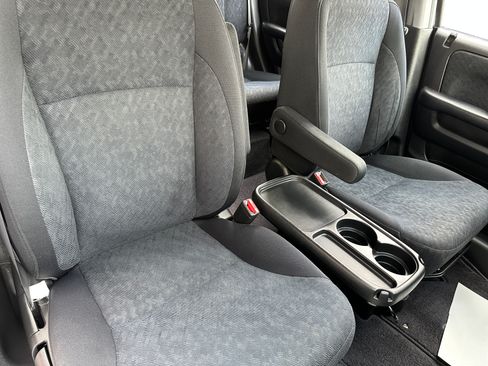 Used 2006 Honda CR-V LX image 14