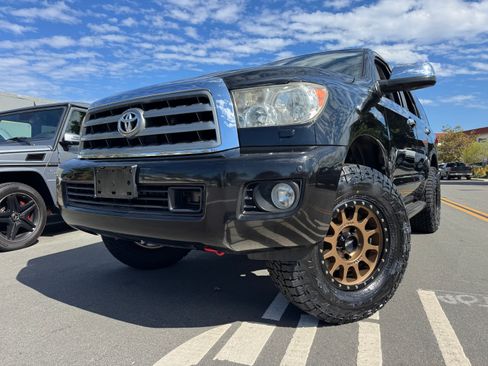 Used 2012 Toyota Sequoia Platinum image 5