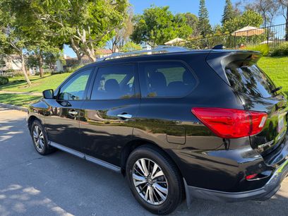 Used 2019 Nissan Pathfinder FWD