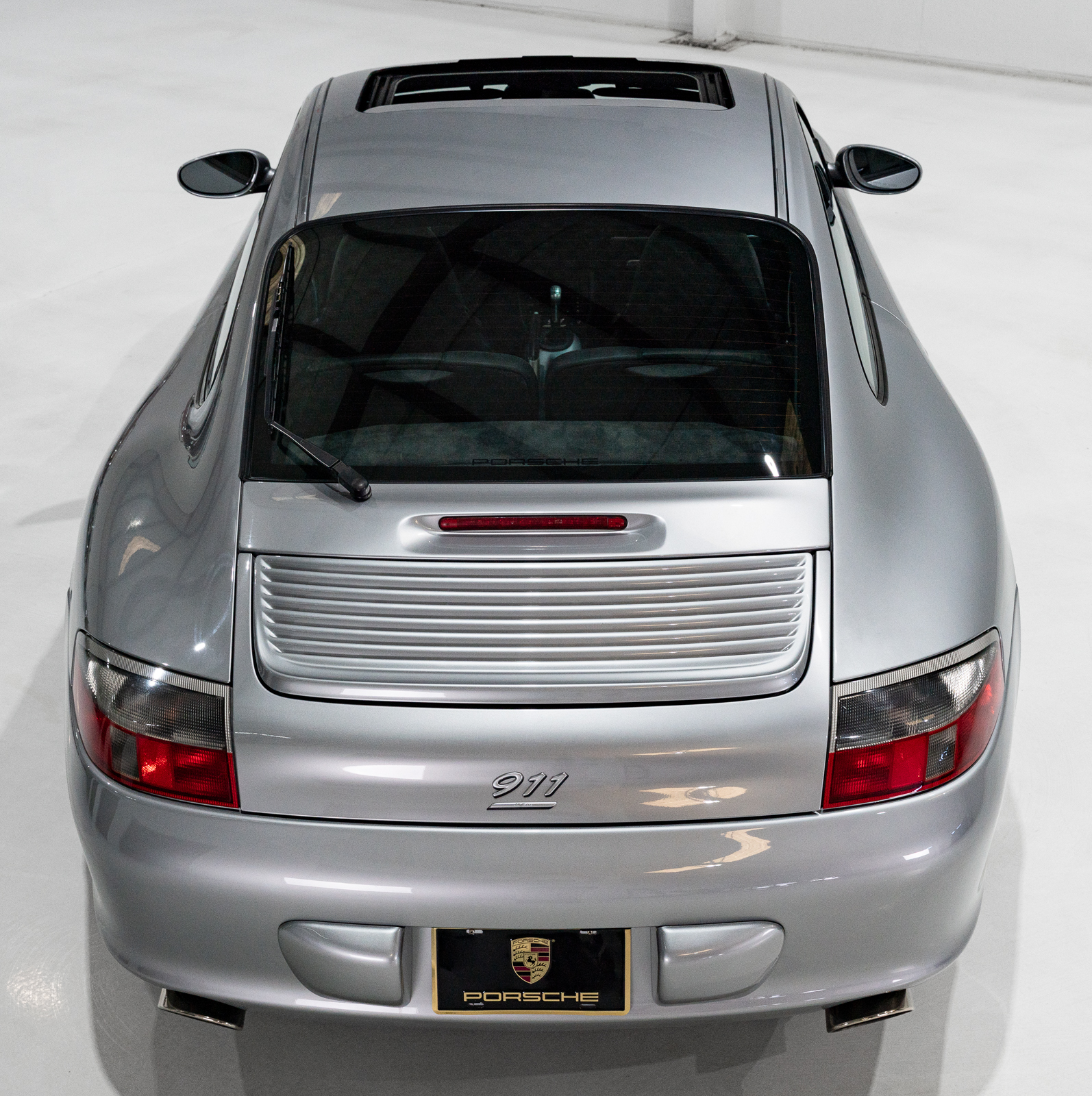 Used 2004 Porsche 911 40th Anniversary Coupe RWD image 24