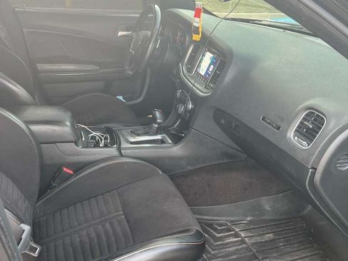 Used 2018 Dodge Charger Daytona Scat Pack RWD image 10