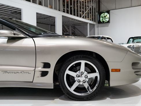 Used 2002 Pontiac Firebird Trans Am image 16