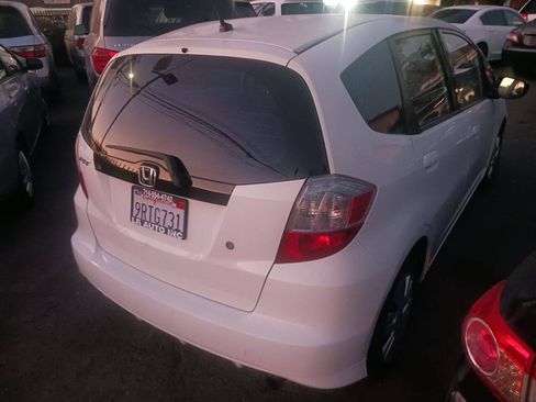 Used 2010 Honda Fit image 5