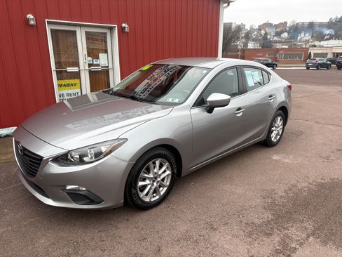 Used 2016 MAZDA MAZDA3 Sport image 2