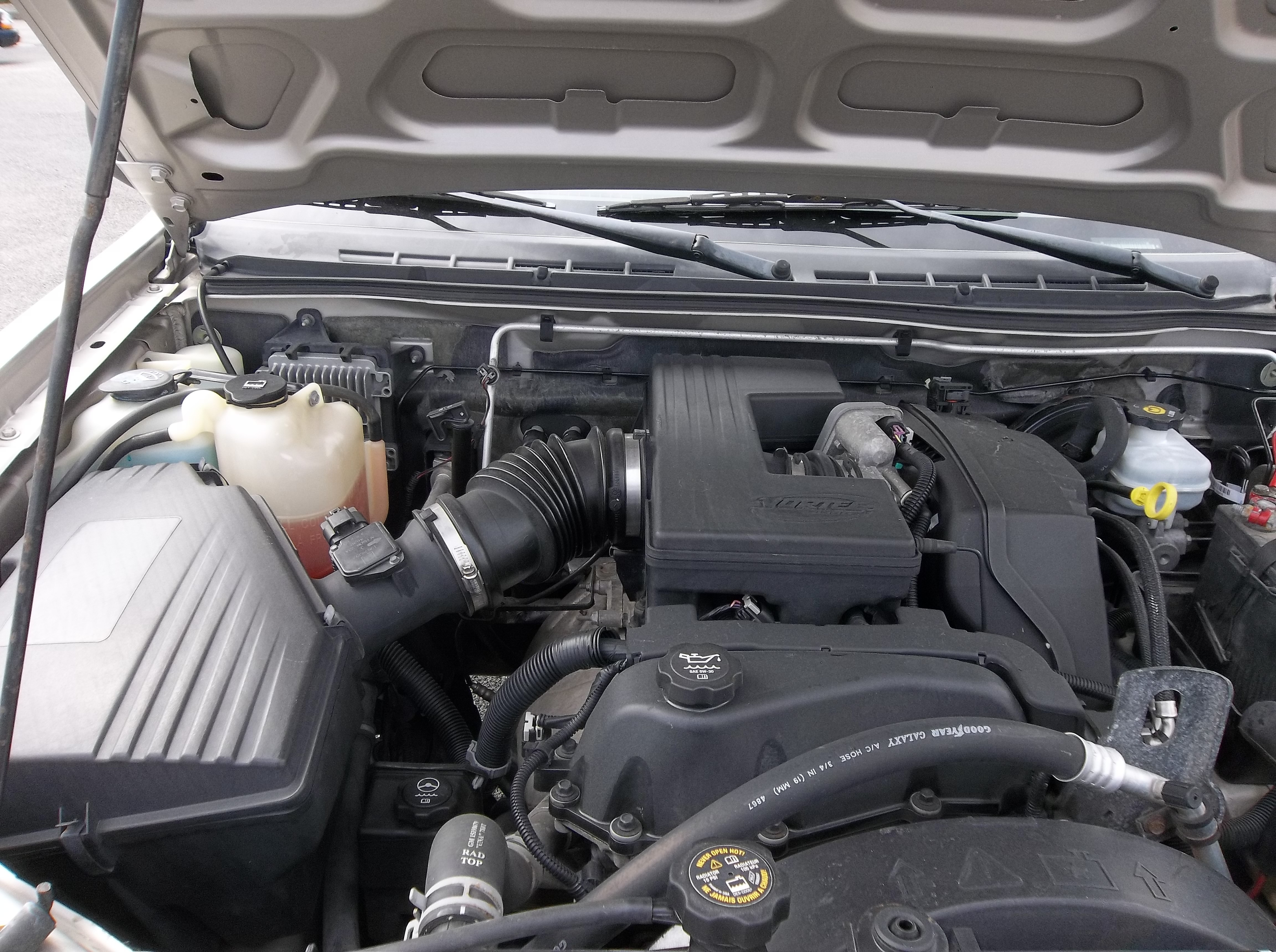 Used 2005 Chevrolet Colorado 4x4 Crew Cab LS image 13
