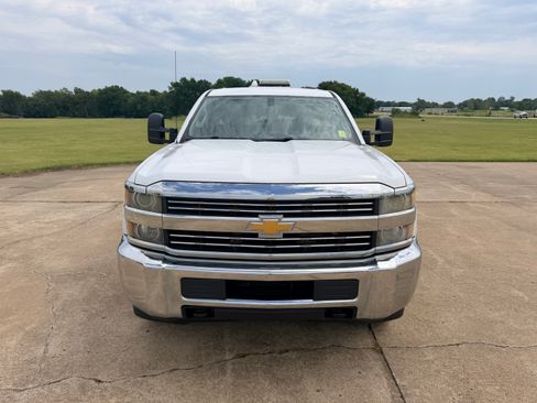 Used 2015 Chevrolet Silverado 2500 2WD Double Cab image 2