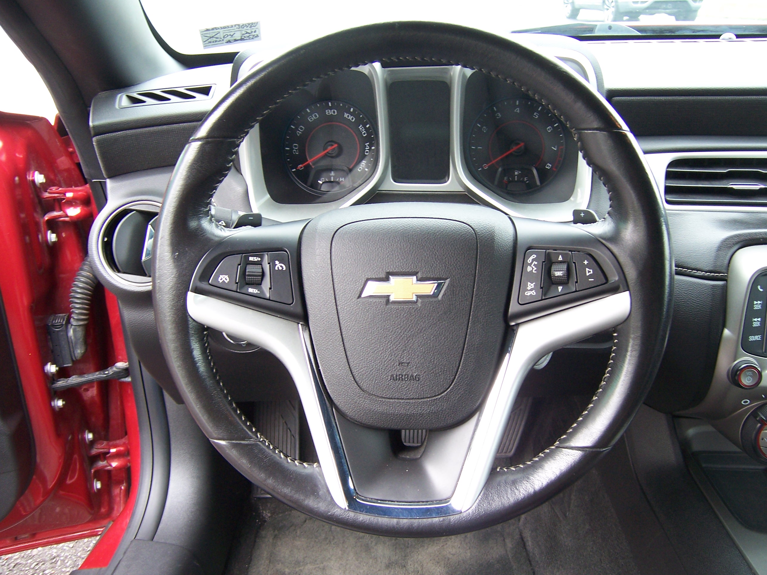 Used 2015 Chevrolet Camaro LT RWD image 16