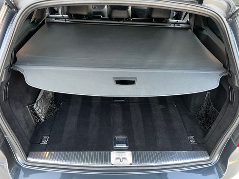 Used 2011 Mercedes-Benz E 350 image 32