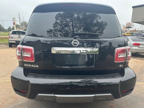 Used 2019 Nissan Armada SL image 3
