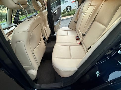 Used 2014 Mercedes-Benz GLK 350 image 8