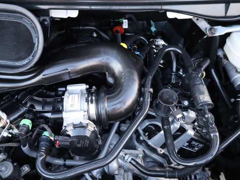 Used 2025 Ford Transit 250 image 24