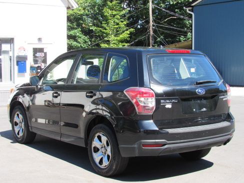 Used 2014 Subaru Forester 2.5i AWD/4WD image 6