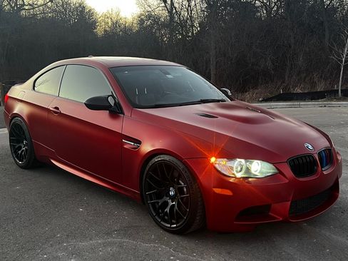 Used 2013 BMW M3 image 1