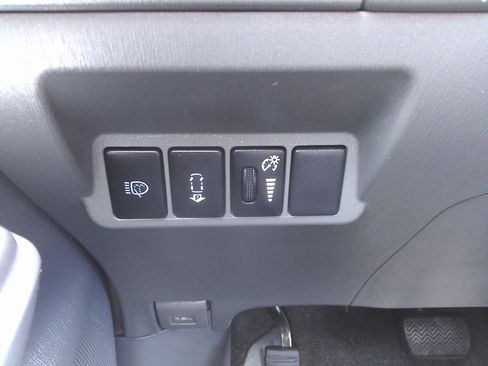 Used 2012 Toyota Prius V Five image 23