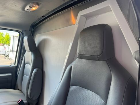 Used 2023 Ford E-350 and Econoline 350 Super Duty RWD image 23