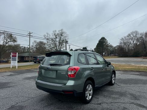 Used 2016 Subaru Forester 2.5i image 5