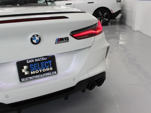 Used 2022 BMW M8 Competition image 10