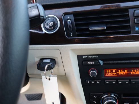 Used 2010 BMW 328i image 22