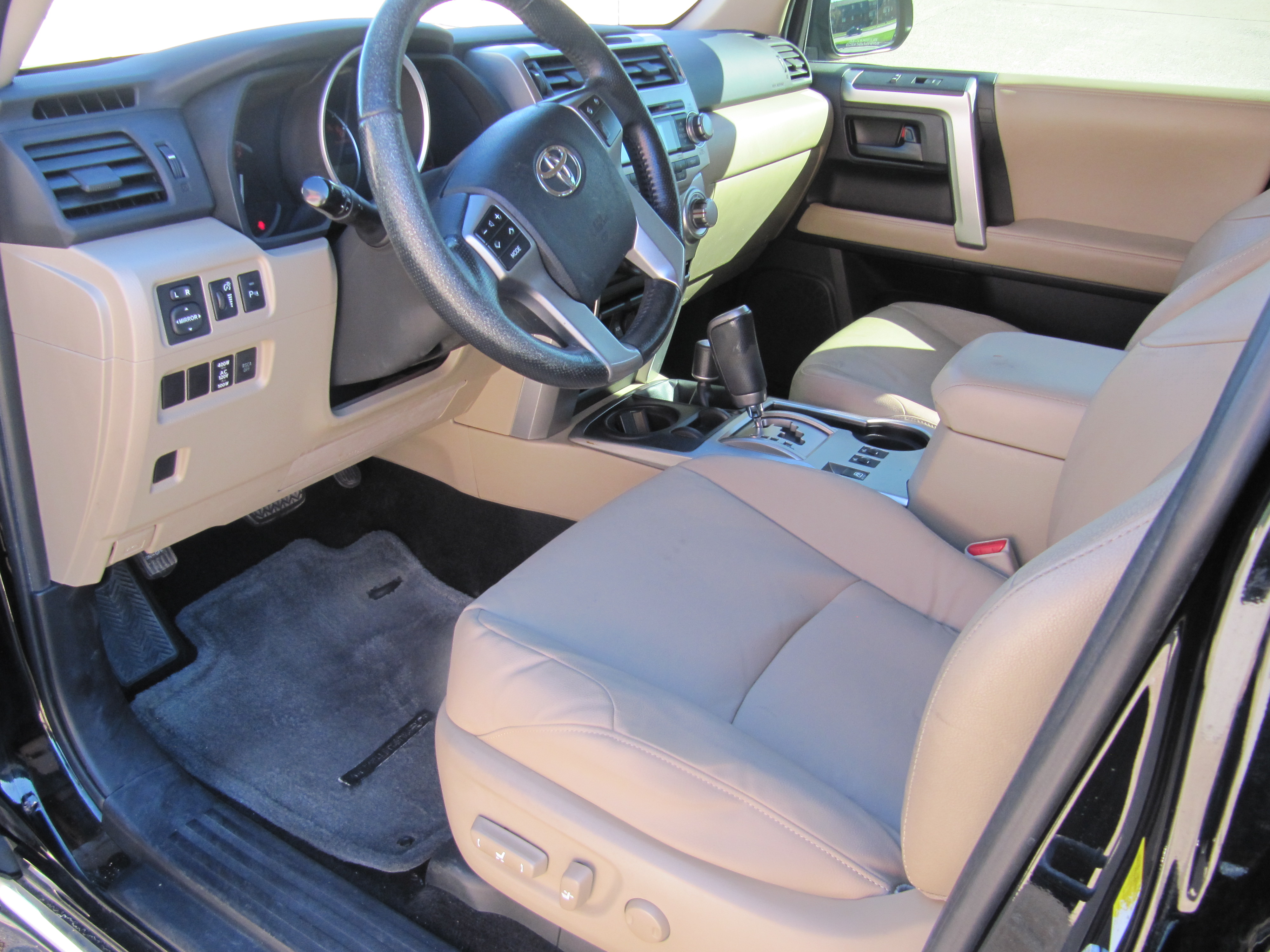 Used 2011 Toyota 4Runner 4WD image 15
