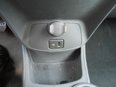 Used 2014 Chevrolet Spark LT image 13