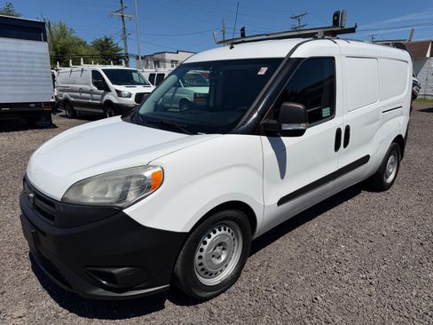 Used 2017 RAM ProMaster City Wagon FWD image 1