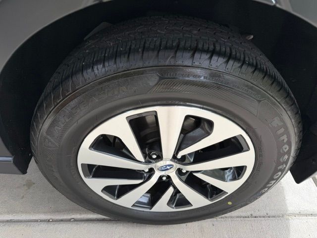 Used 2020 Subaru Outback Premium AWD/4WD image 21