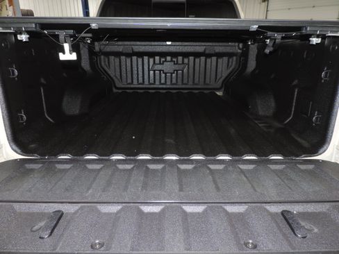 Used 2023 Chevrolet Colorado Trail Boss image 24