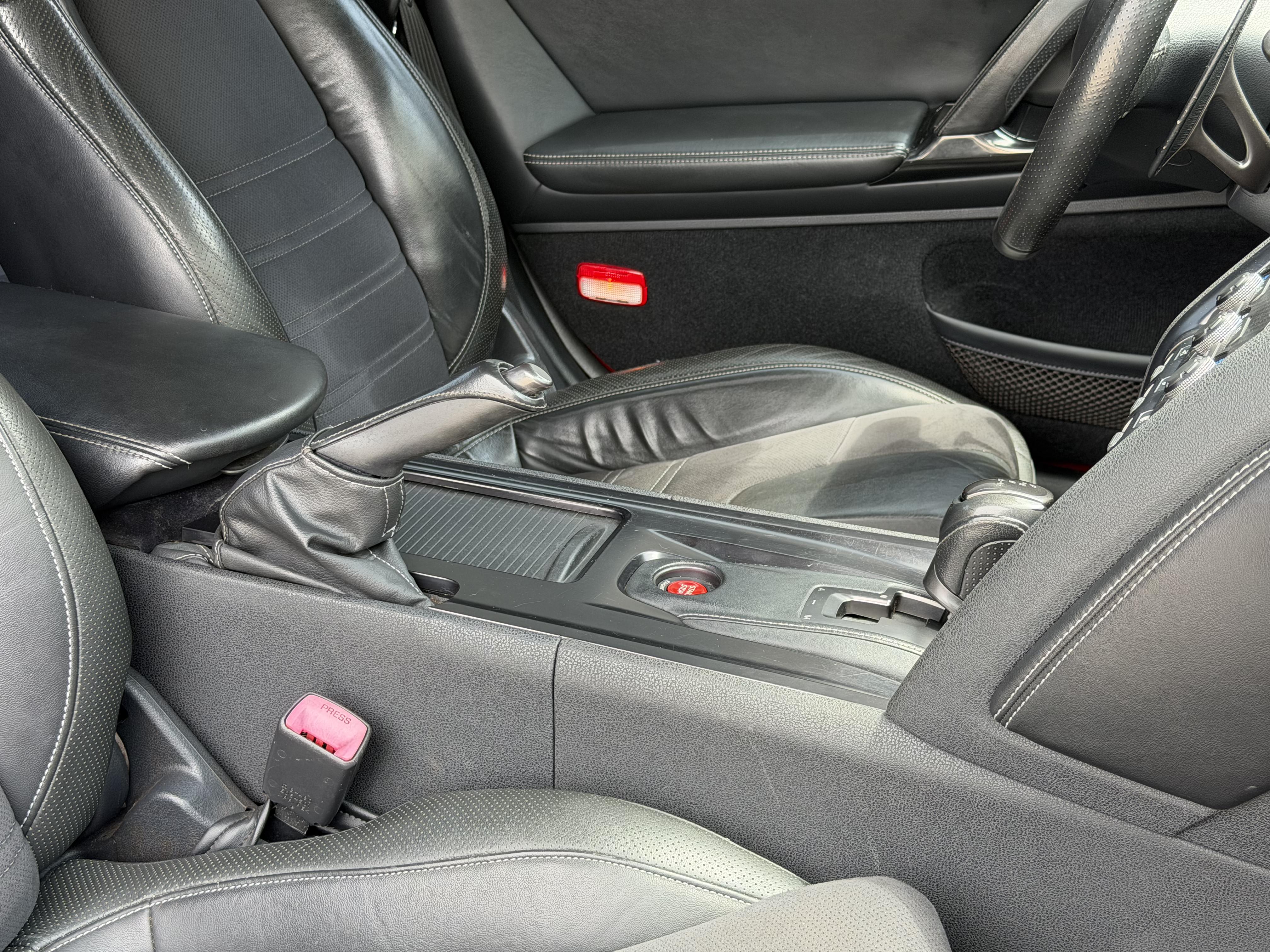 Used 2015 Nissan GT-R Premium AWD/4WD image 47