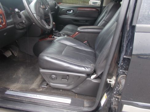 Used 2005 GMC Envoy XL 4WD image 7