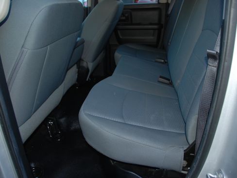 Used 2016 RAM 1500 2WD Quad Cab ST image 13
