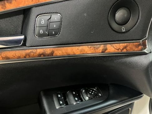 Used 2020 Lincoln Nautilus Reserve image 11