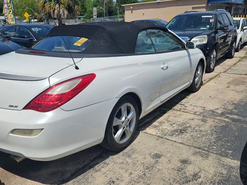 Used 2007 Toyota Solara SE image 2
