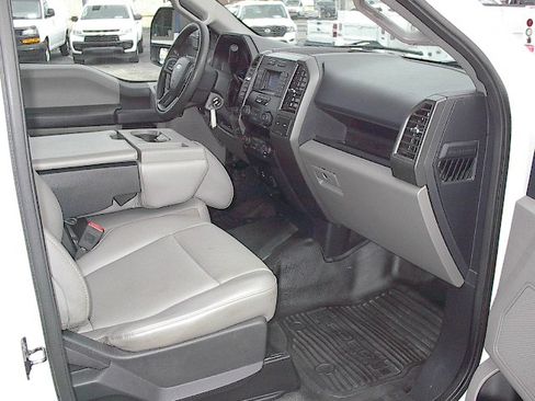 Used 2022 Ford F250 XL image 14