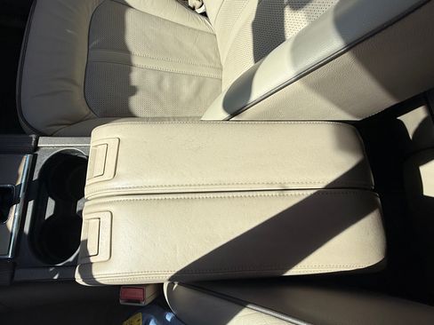 Used 2013 Lincoln MKX image 14