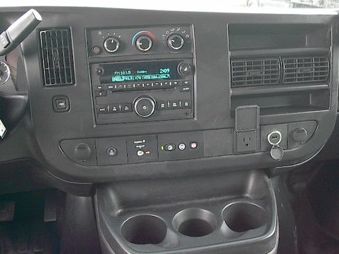 Used 2021 Chevrolet Express 3500 image 13