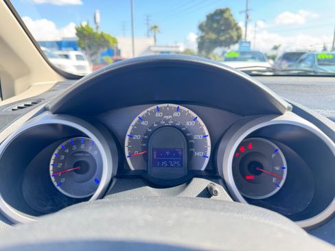 Used 2013 Honda Fit image 24