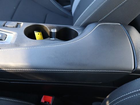 Used 2024 Chevrolet Camaro 1LT image 27