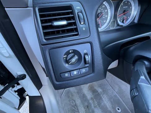 Used 2011 Volvo C70 T5 image 10