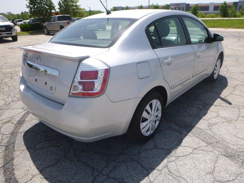 Used 2011 Nissan Sentra S Sedan 4D FWD image 6