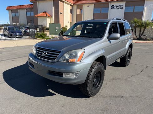Used 2005 Lexus GX 470 image 5
