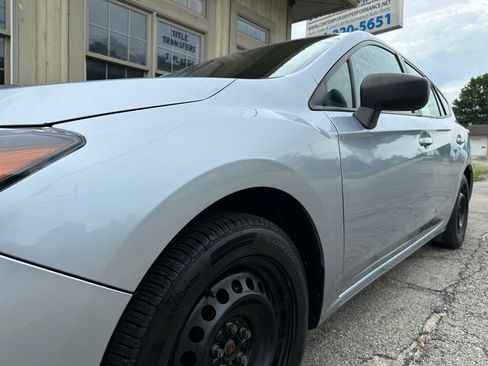 Used 2017 Subaru Impreza 2.0i Hatchback AWD/4WD image 9