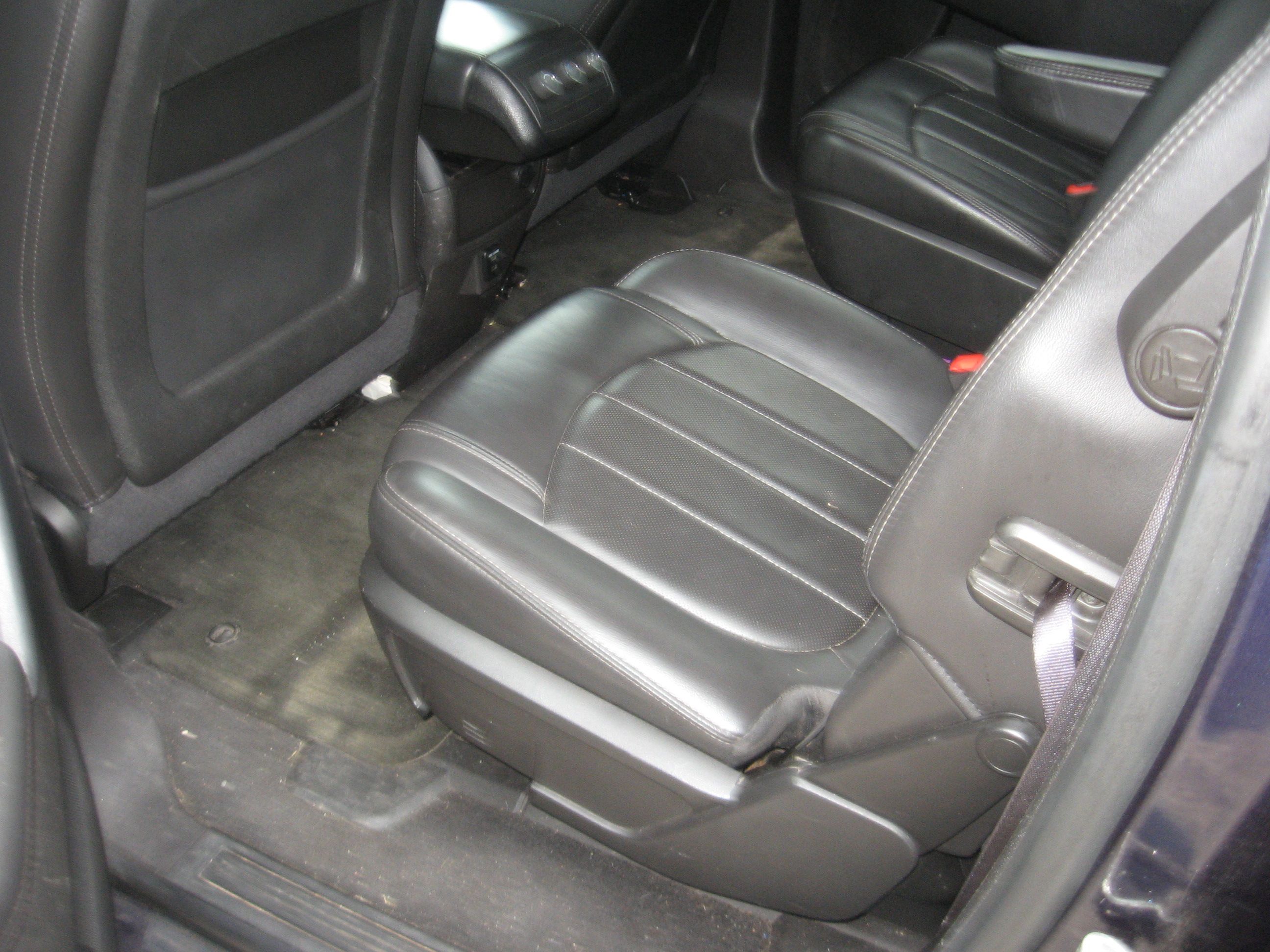 Used 2015 Buick Enclave AWD Leather image 7