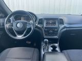 Used 2018 Jeep Grand Cherokee Laredo image 6