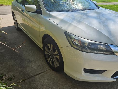 Used 2015 Honda Accord LX image 15