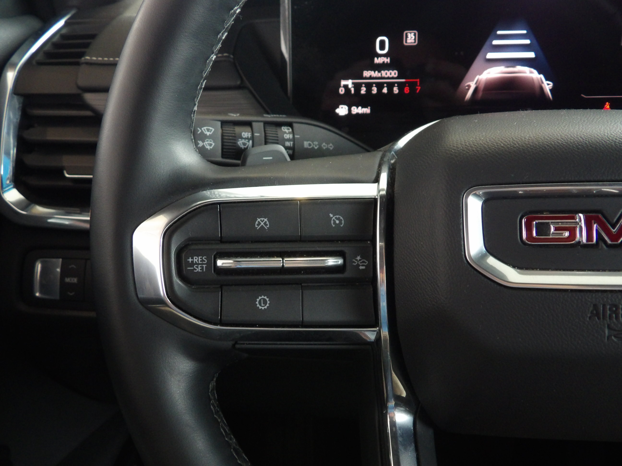 Used 2026 GMC Acadia FWD Elevation image 28