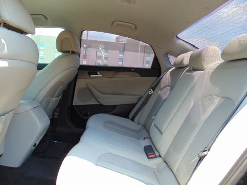 Used 2016 Hyundai Sonata SE image 22