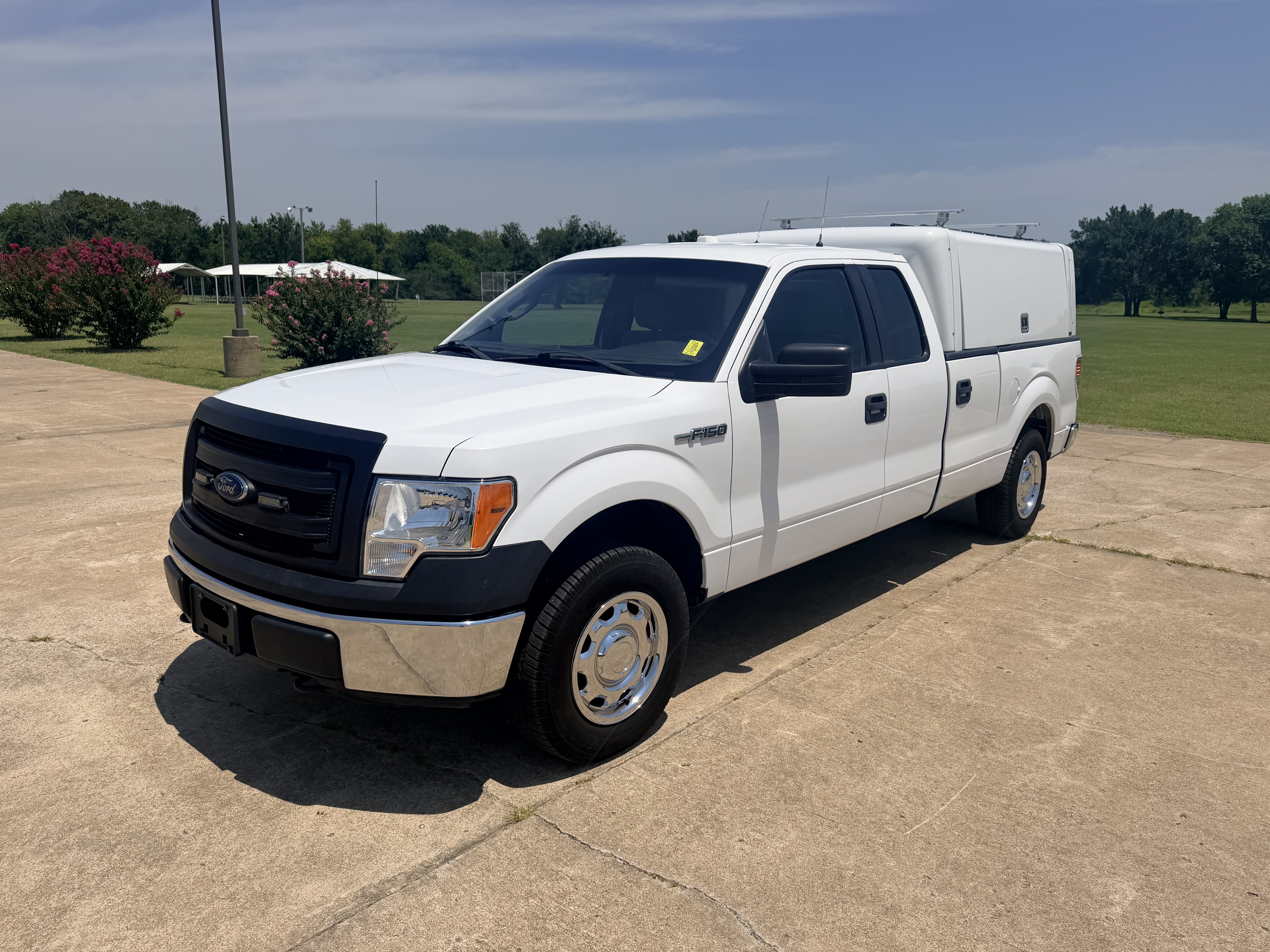 Used 2014 Ford F150 4x4 Regular Cab XL image 1