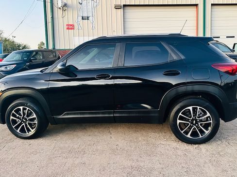 Used 2024 Chevrolet TrailBlazer LT image 9
