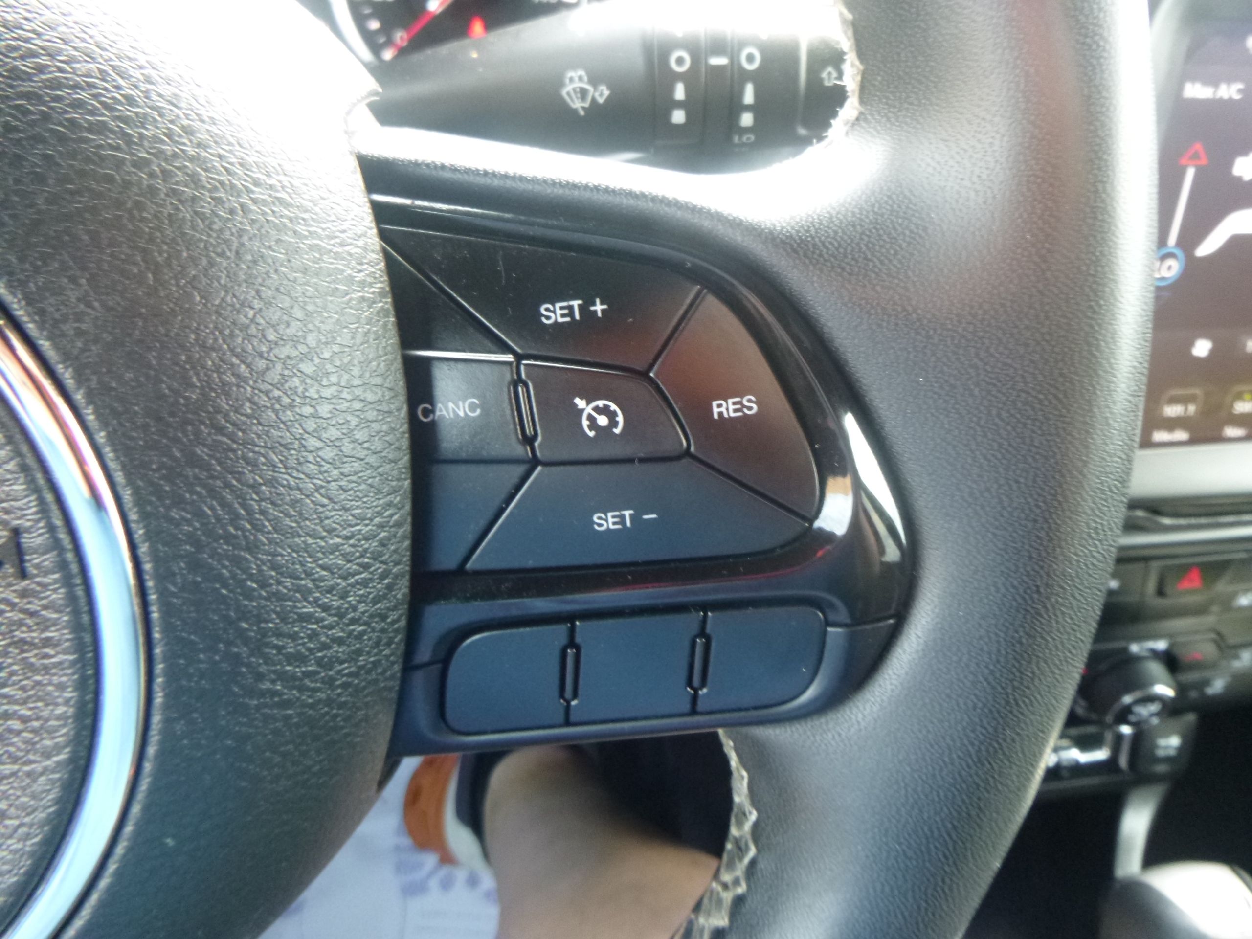 Used 2021 Jeep Renegade 75th Anniversary AWD/4WD image 19